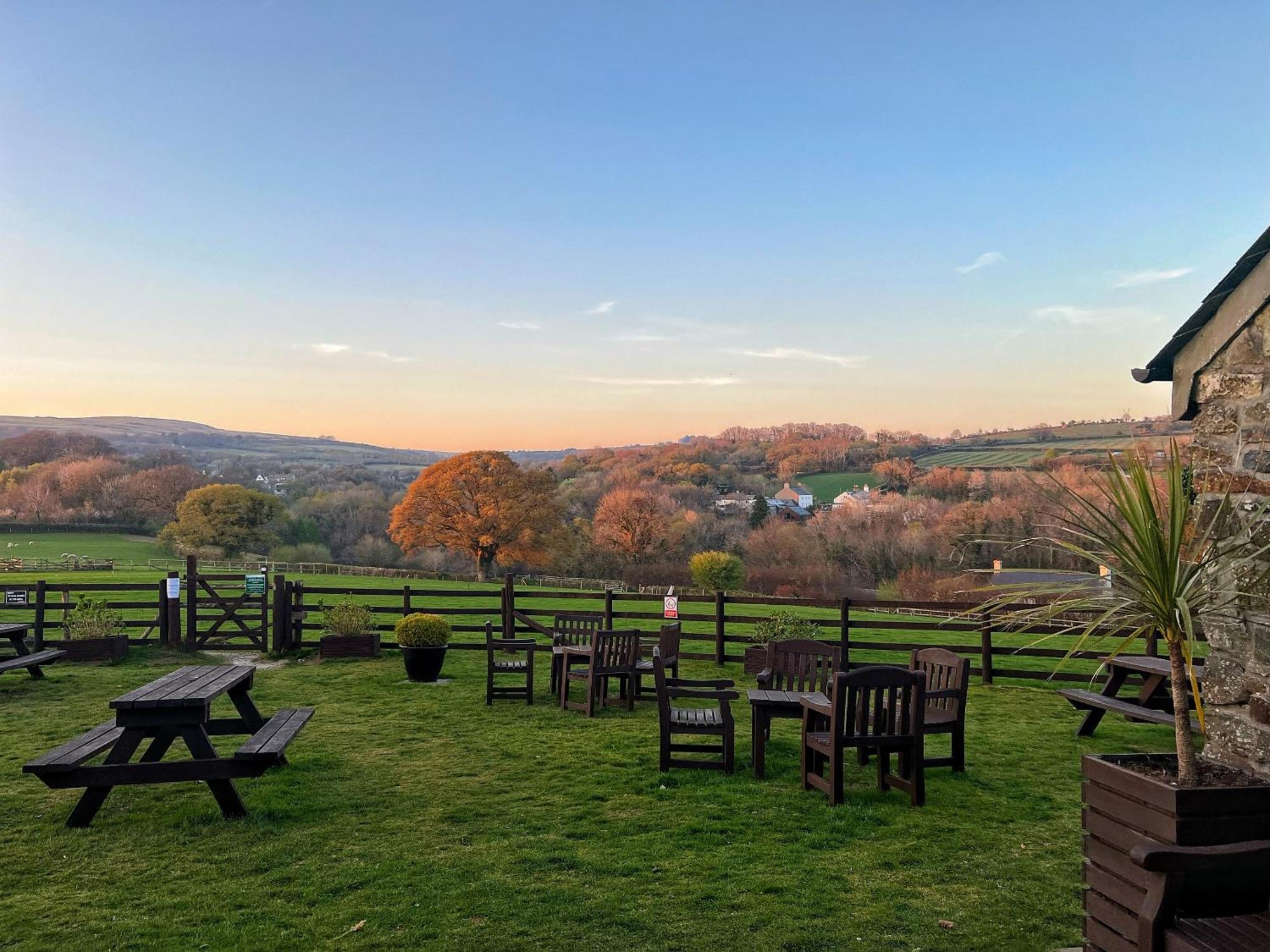 The Mary Tavy Inn Marytavy Kültér fotó